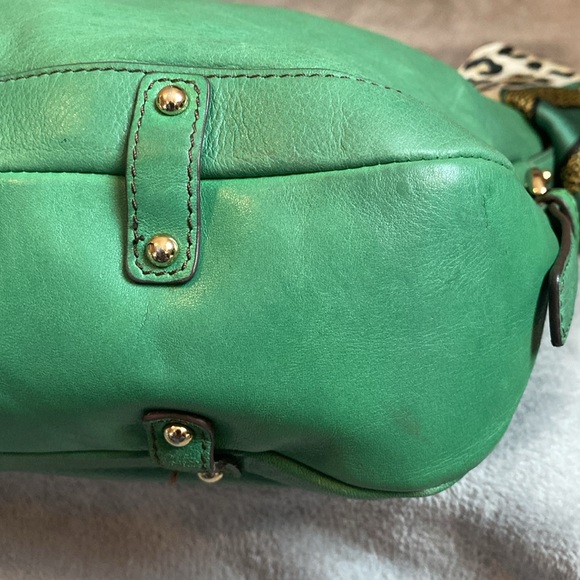 💚ETIENNE AIGNER💚Vintage Large Green Shoulder Bag/Scarf Included/EUC - Picture 6 of 13